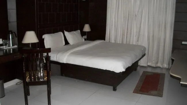 Parkside Hotel Agra Agra  Agra (Uttar Pradesh)